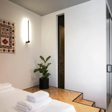 Muz Apartment