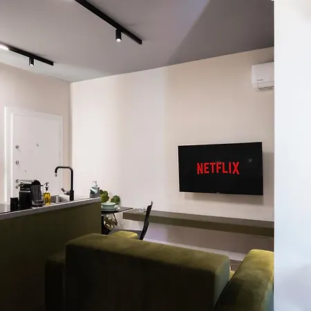 Muz Apartament Tirana